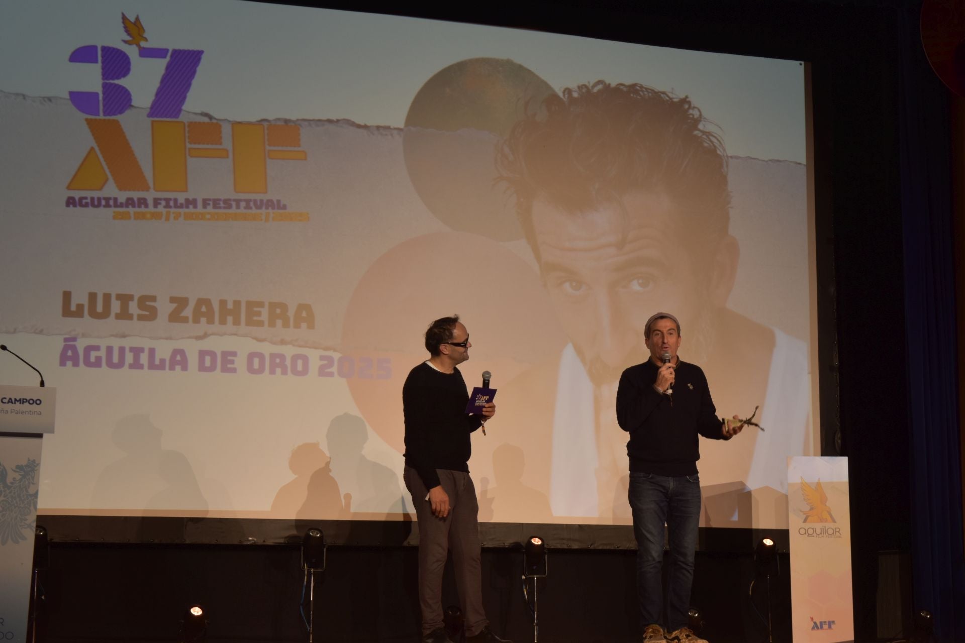 Aguilar se rinde a Luis Zahera