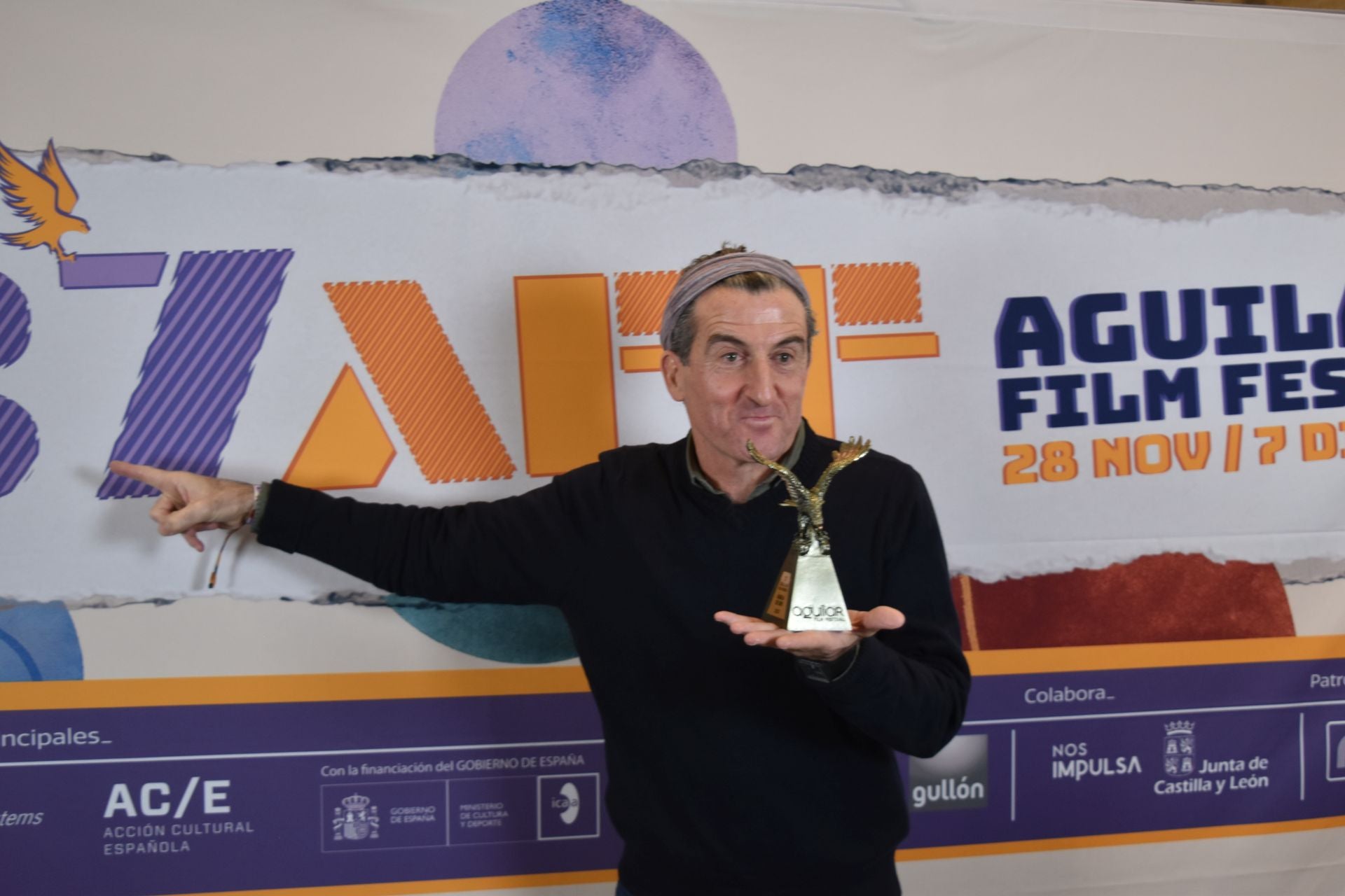 Aguilar se rinde a Luis Zahera