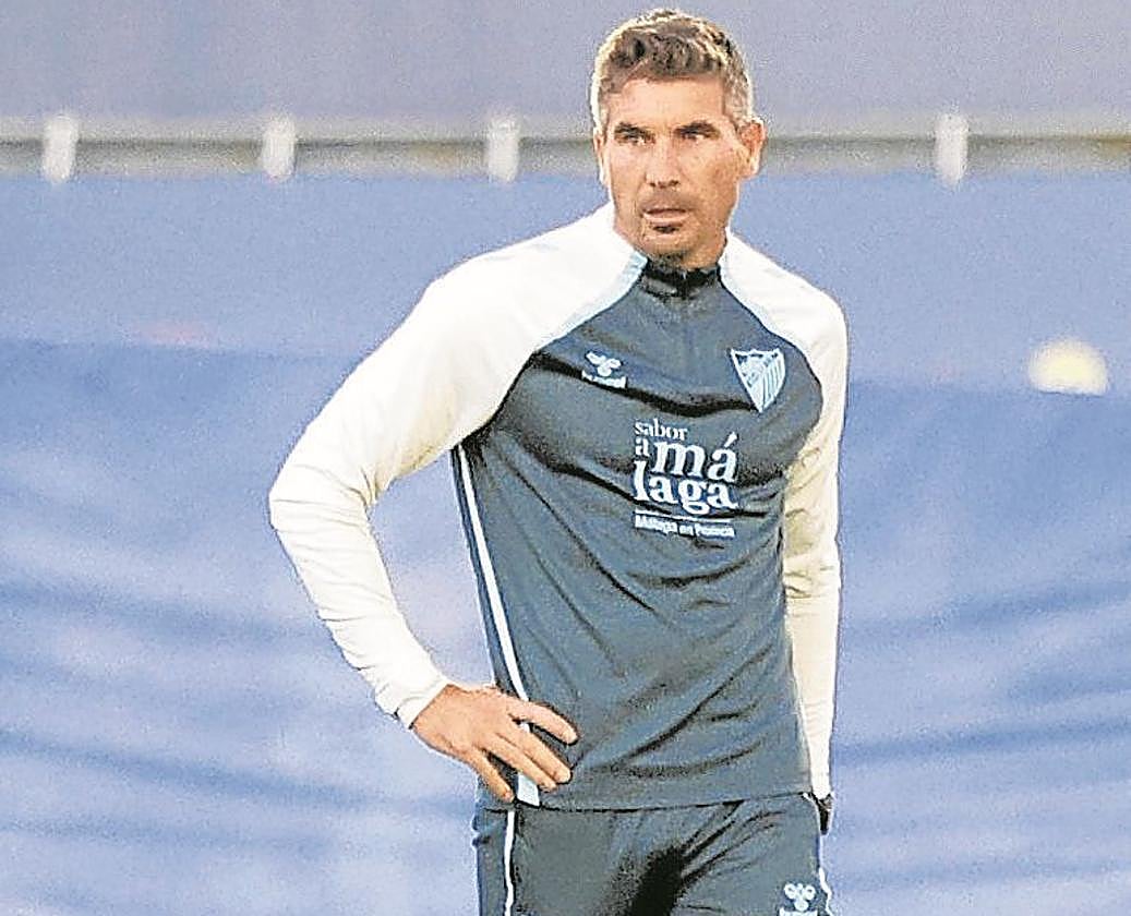 Funes, durante un entrenamiento con el Málaga.