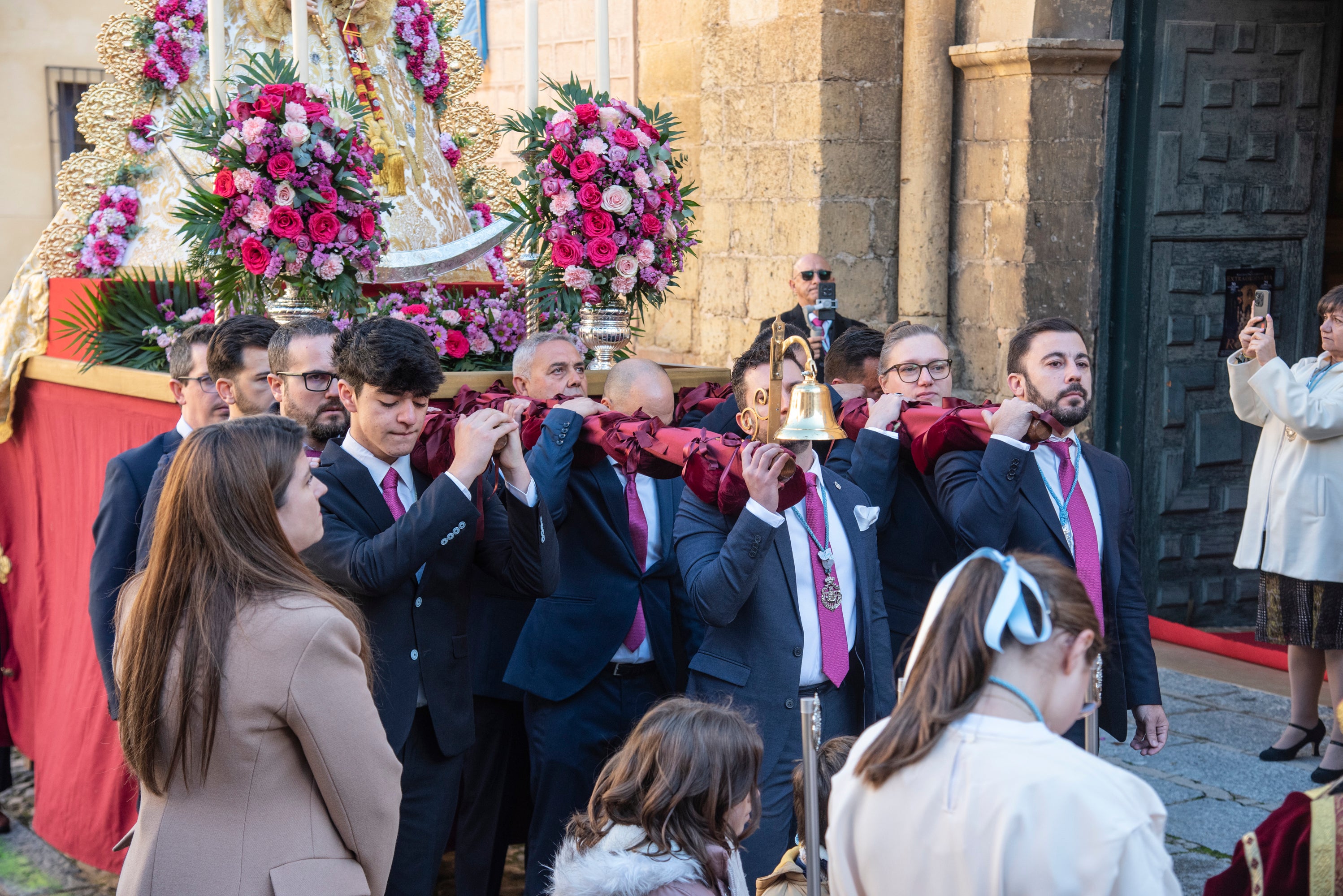 La procesión extraordinaria del Rocío, en imágenes