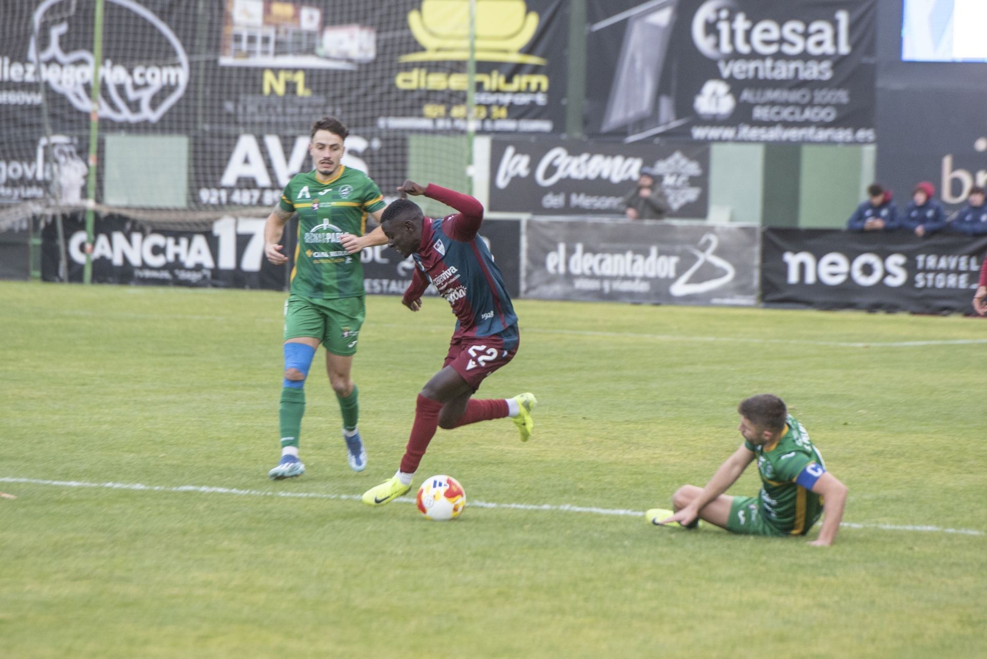 Fotos del empate entre la Segoviana y el Atlético Astorga