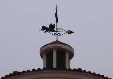 La torre cuya veleta recuerda el milagro más famoso de San Pedro Regalado