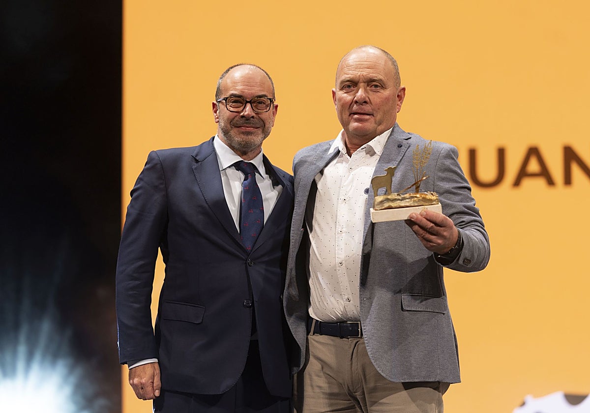 Fernando Carpintero, director territorial de Reale Seguros y Juan Carlos Romo.