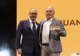 Fernando Carpintero, director territorial de Reale Seguros y Juan Carlos Romo.