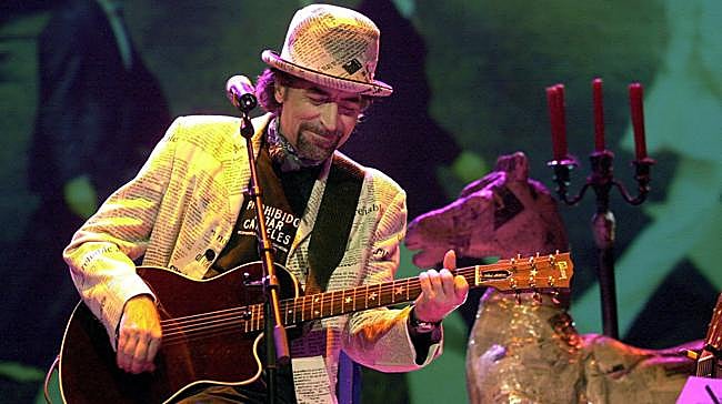 «Me echaron de los bares que usaba de oficina»