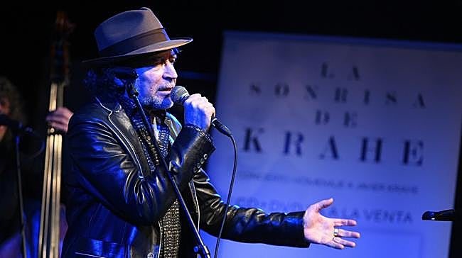 «Evita el humo de los clubs, reduce la velocidad. Si lo que quieres es vivir cien años, vacúnate contra el azar»