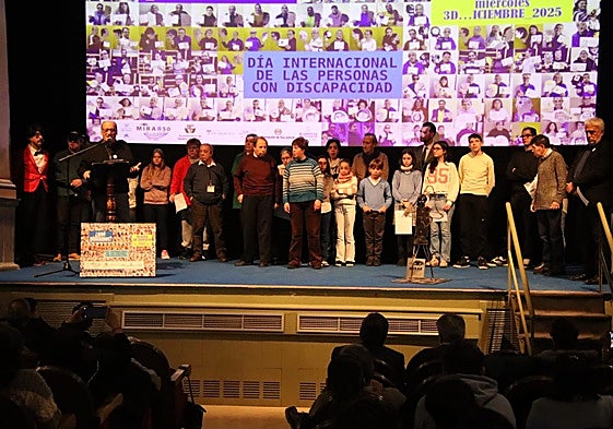 Palabras del escritor Gustavo Martín Garzo antes de la lectura del Manifiesto por la Inclusión