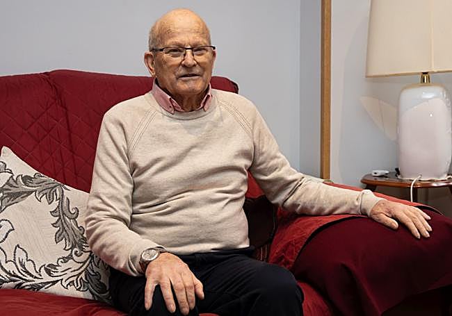 Ismael Ruiz, en su casa.