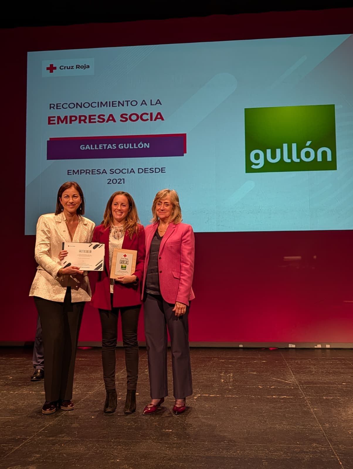 Así ha sido el homenaje de Cruz Roja Palencia a sus voluntarios, socios y empresas