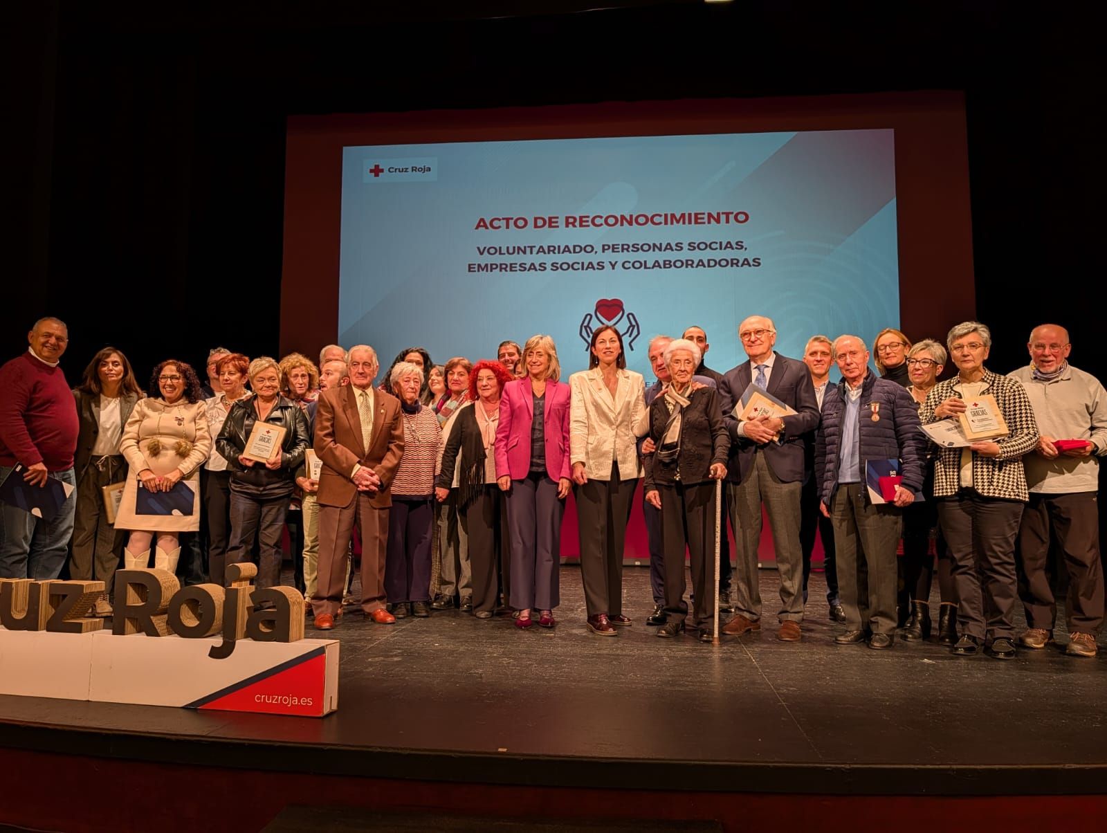 Así ha sido el homenaje de Cruz Roja Palencia a sus voluntarios, socios y empresas