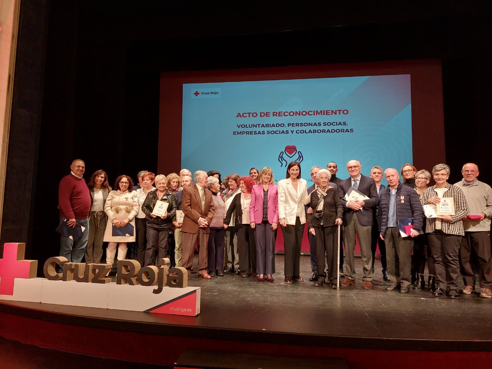 Así ha sido el homenaje de Cruz Roja Palencia a sus voluntarios, socios y empresas