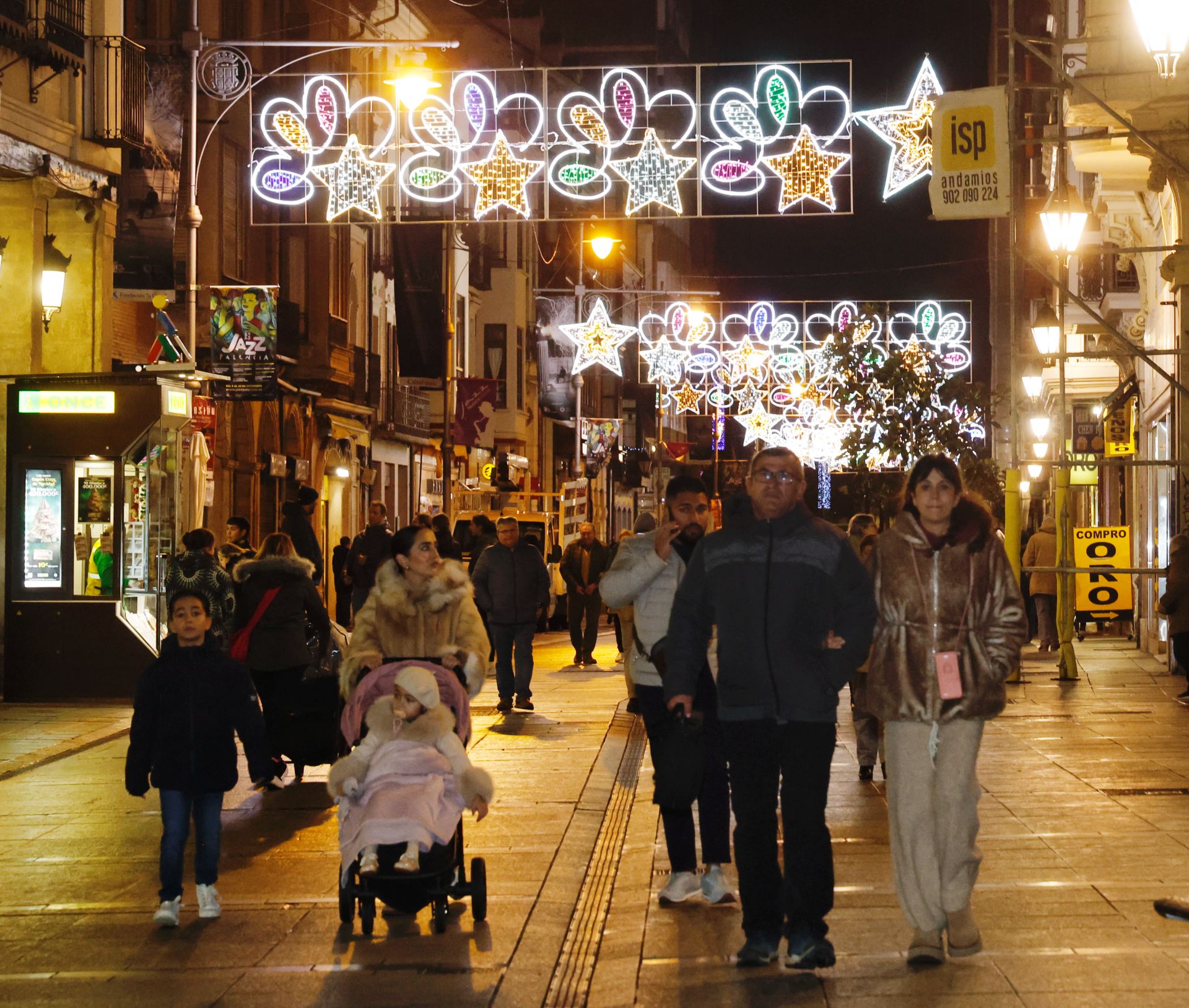 Palencia ilumina sus calles y sus plazas por Navidad