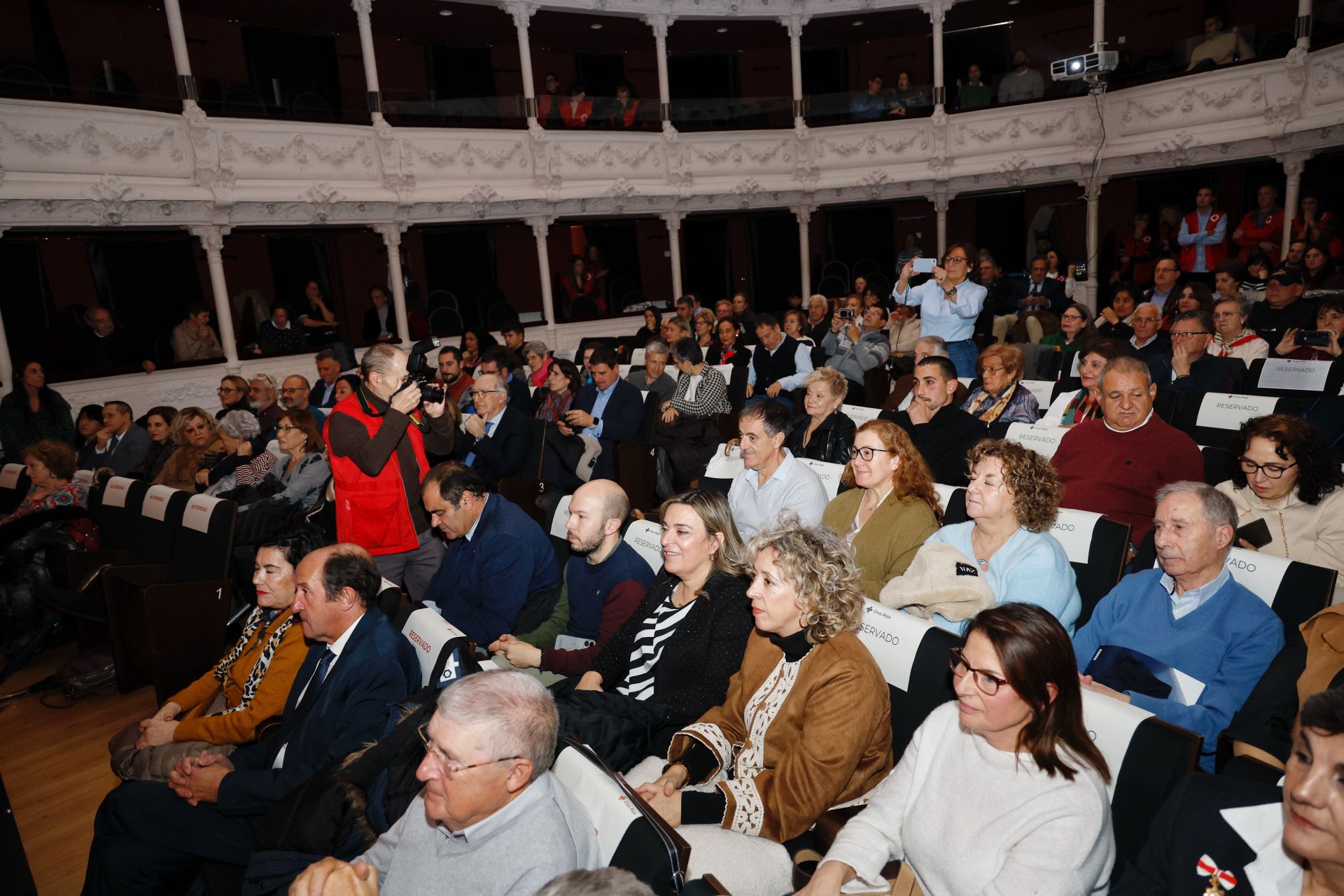 Así ha sido el homenaje de Cruz Roja Palencia a sus voluntarios, socios y empresas