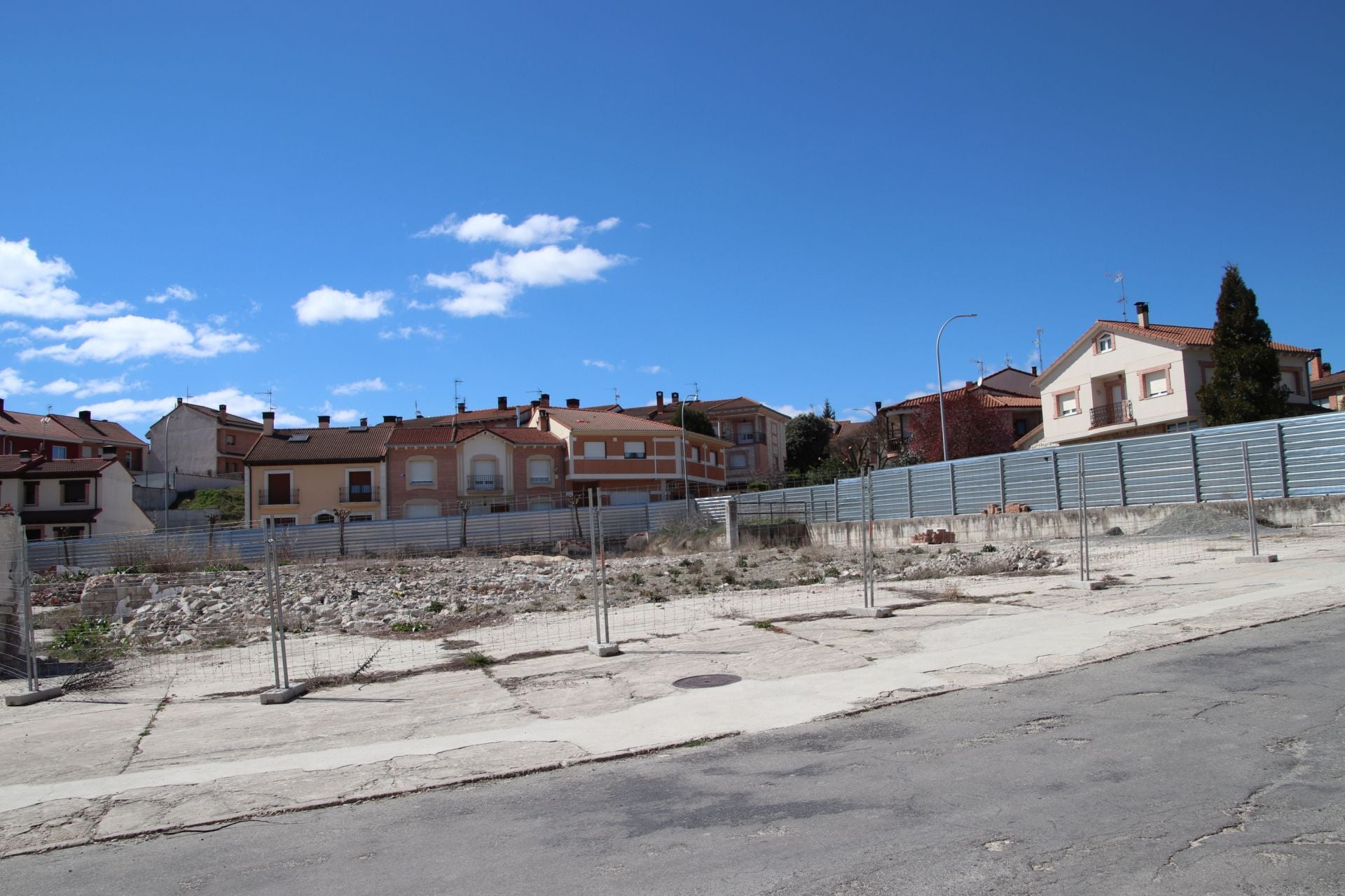 Parcela del futuro centro de salud de Cuéllar.