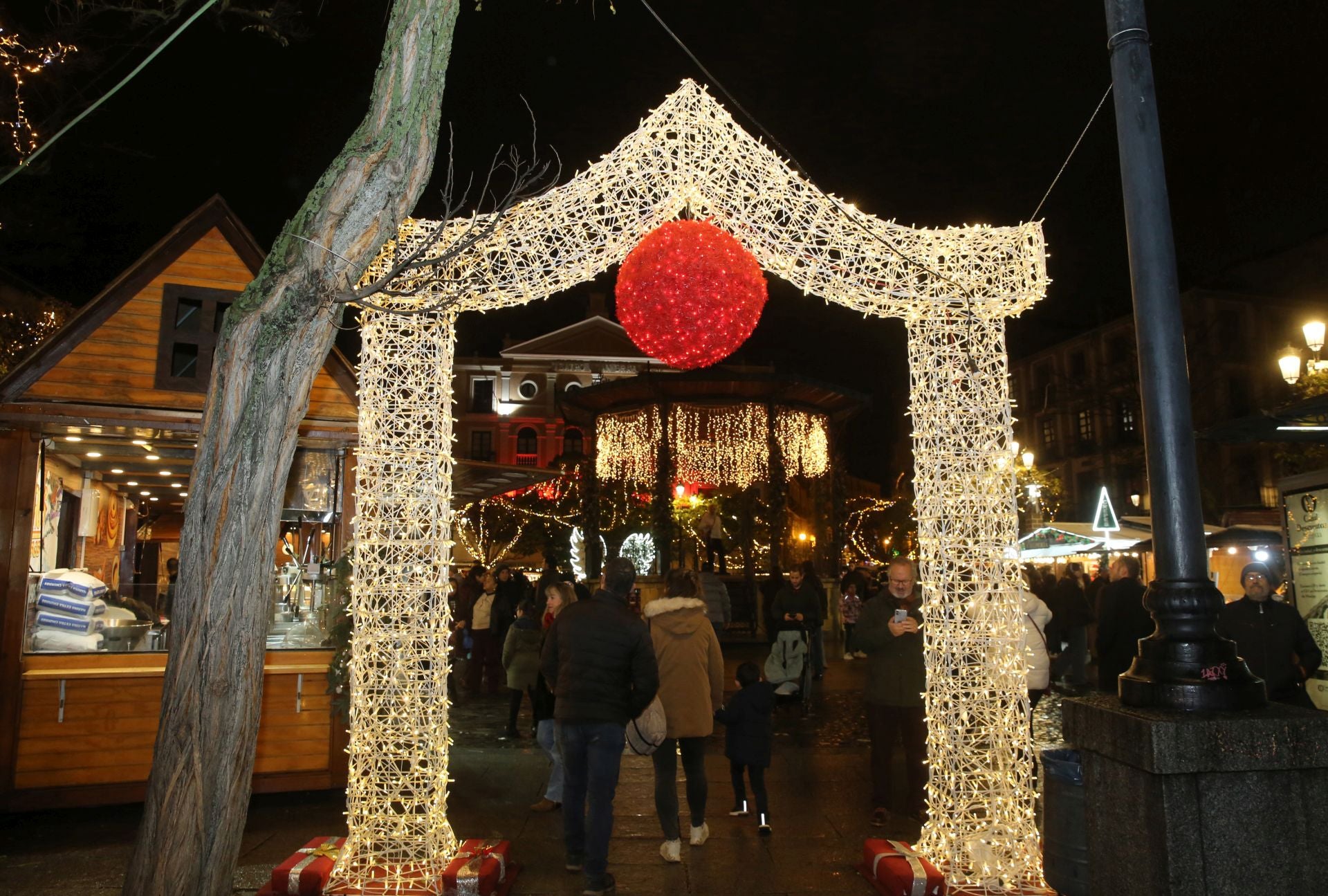 Así es el mercado navideño de Segovia