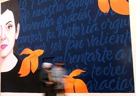 Mural que recordaba el caso de Nevenka Fernández, acosada por el entonces alcalde de Ponferrada, Ismael Álvarez.