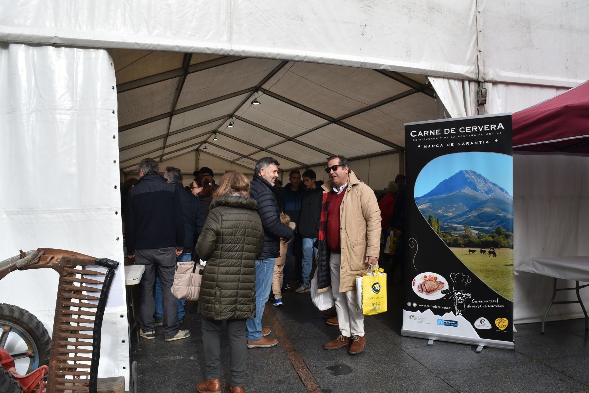 Cervera acoge la Feria de Ganado sin reses vivas