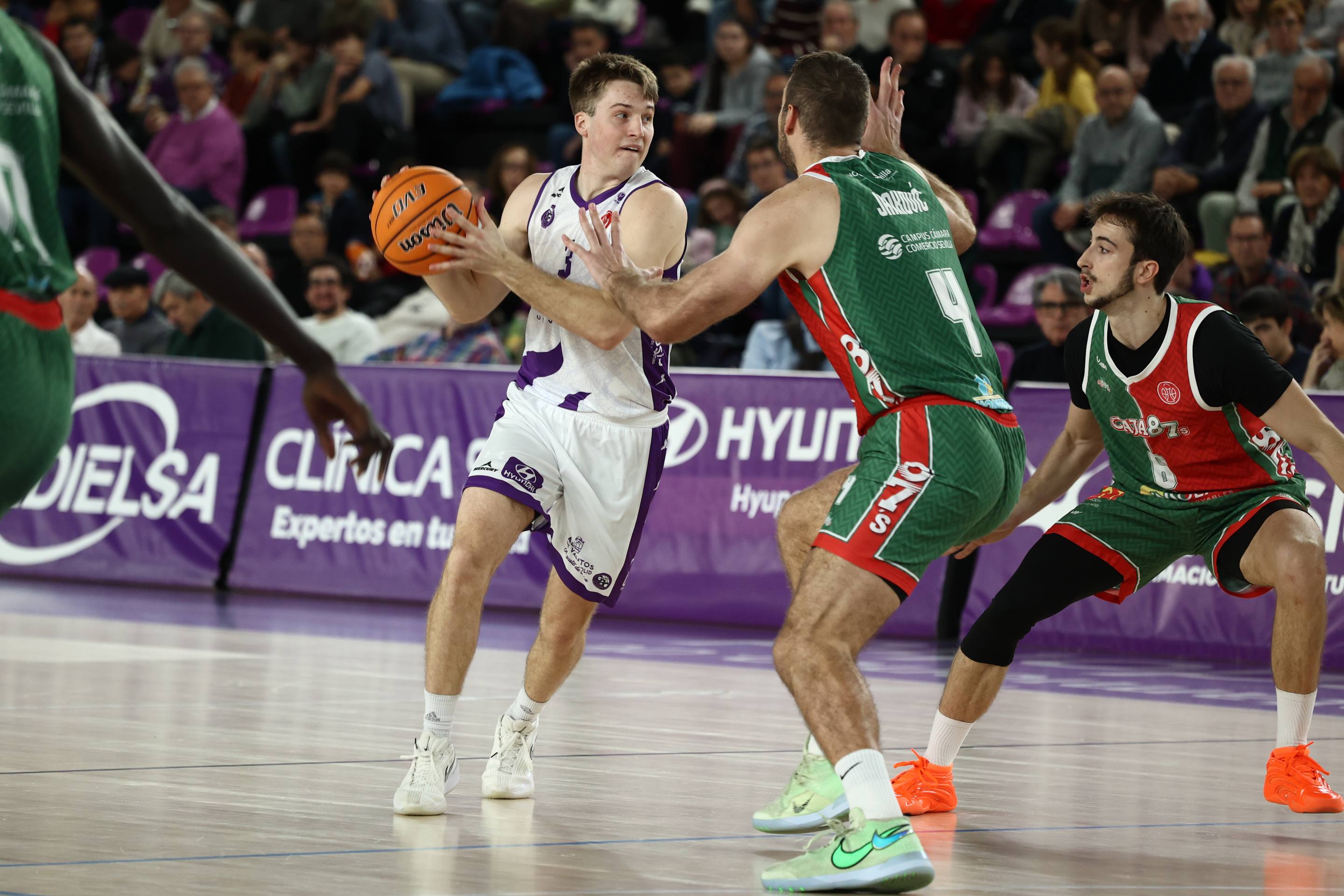 La derrota del CBC Valladolid en su regreso a Pisuerga, en imágenes