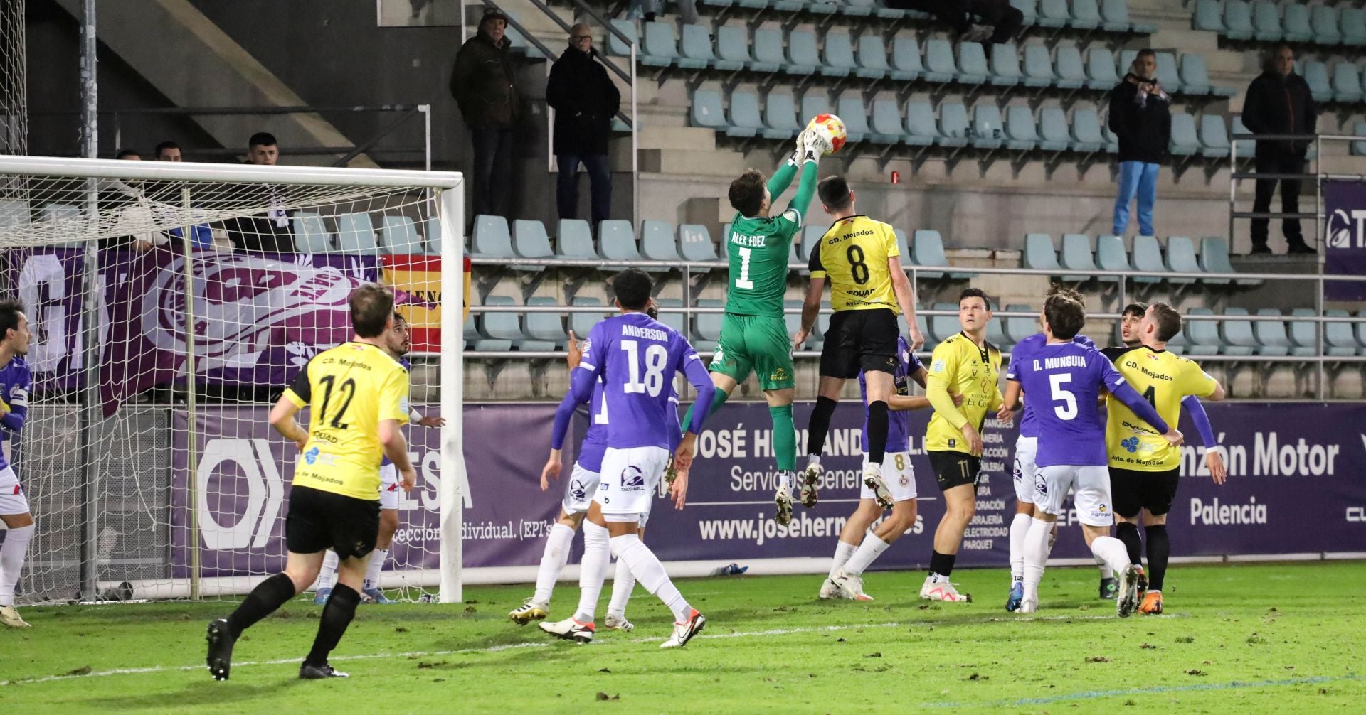 La victoria del Palencia Cristo ante el Mojados, en imágenes