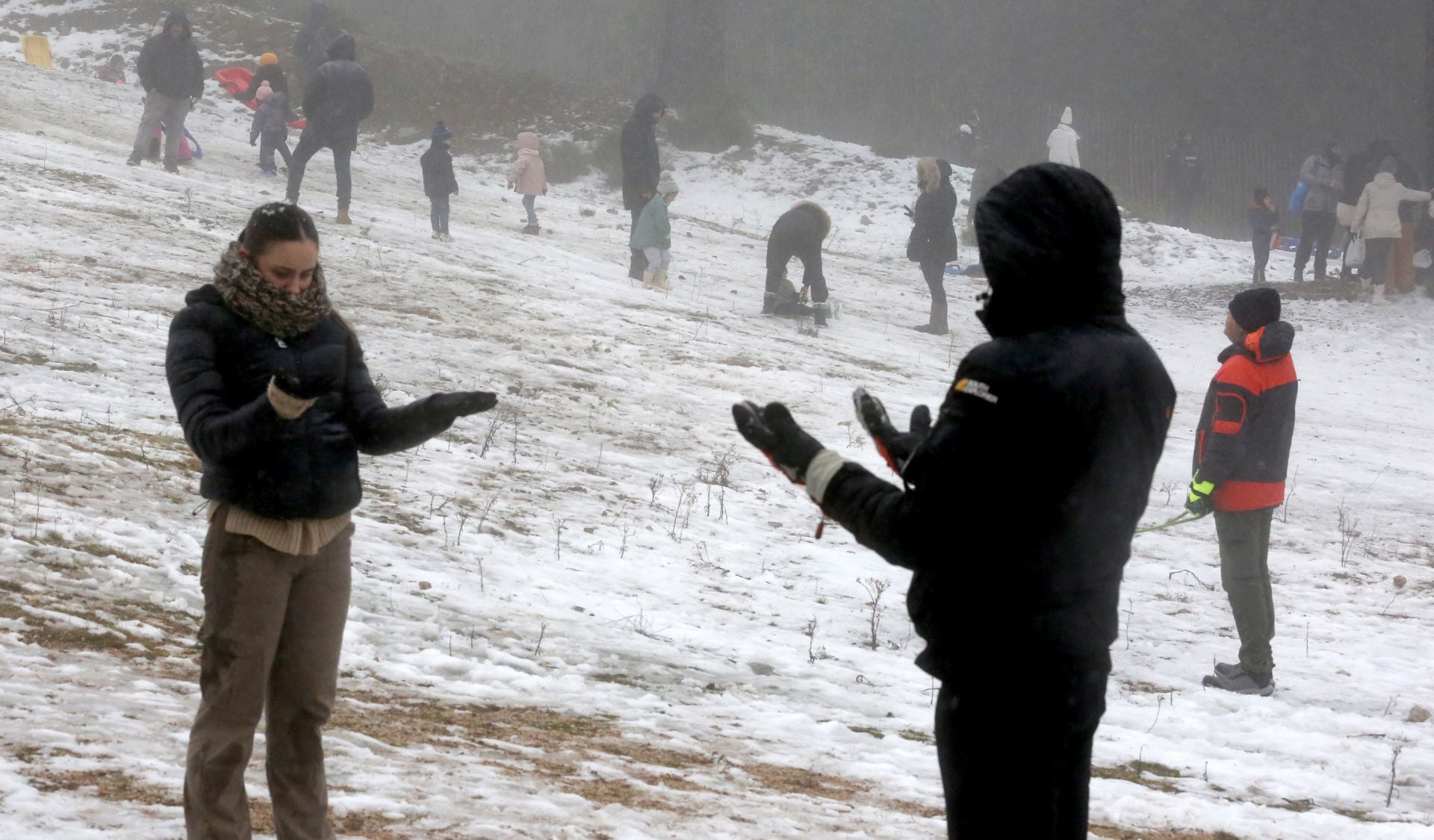 Fin de semana de nieve en Navacerrada sin cortes de tráfico
