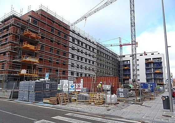 Viviendas en construcción en Valladolid.