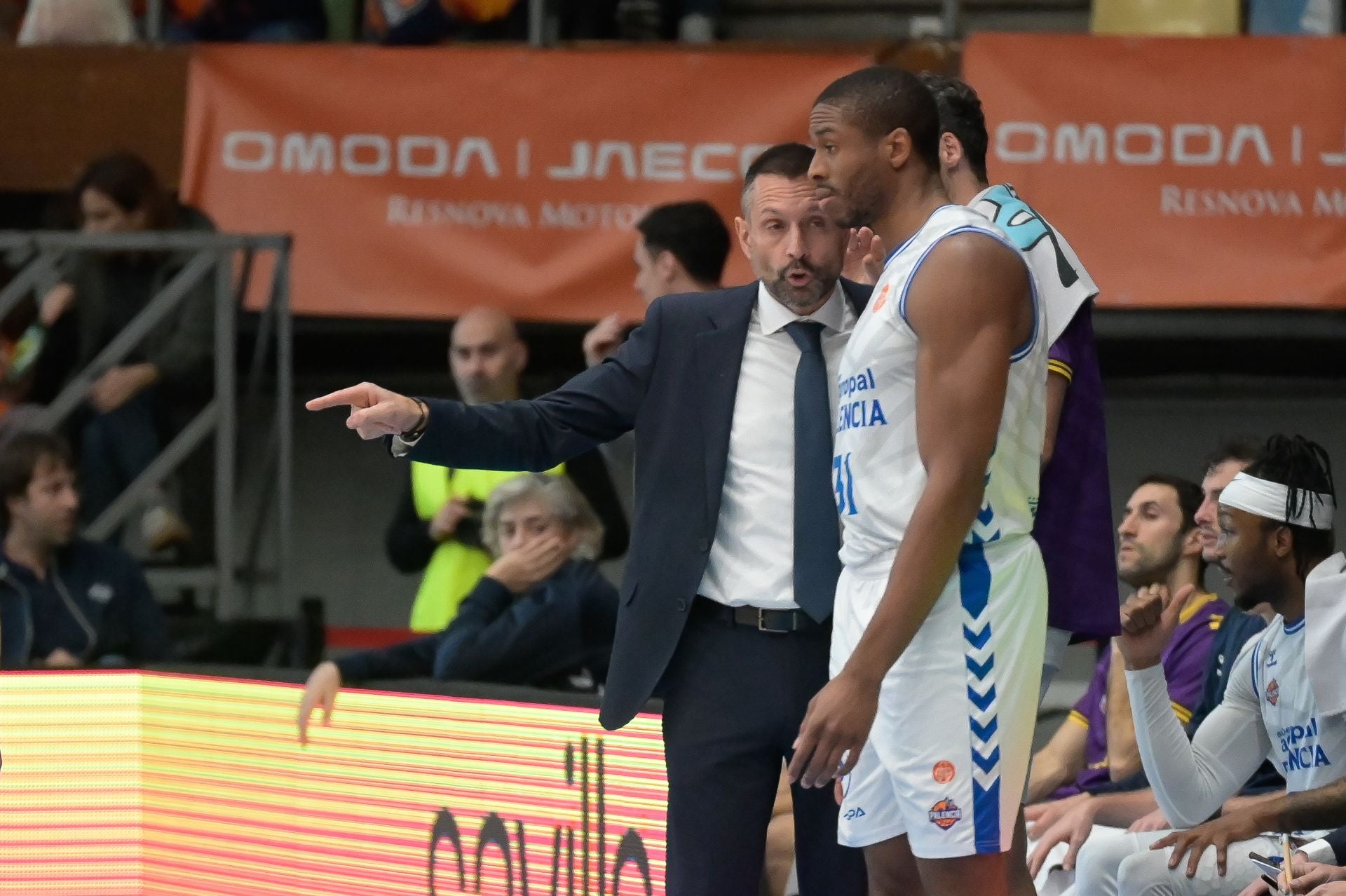 Así ha sido la derrota del Súper Agropal Palencia en la pista del Leyma Coruña