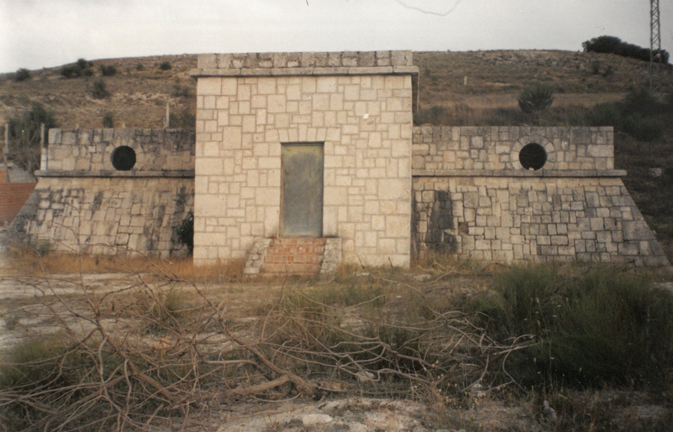 Depósito municipal de agua potable. 