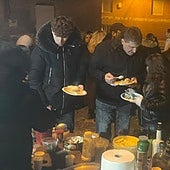 La castañada se volvió a celebrar en la plaza de Santa María.