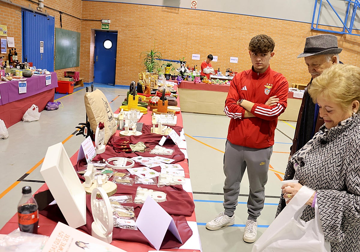 XIII Mercadillo Solidario en Torquemada