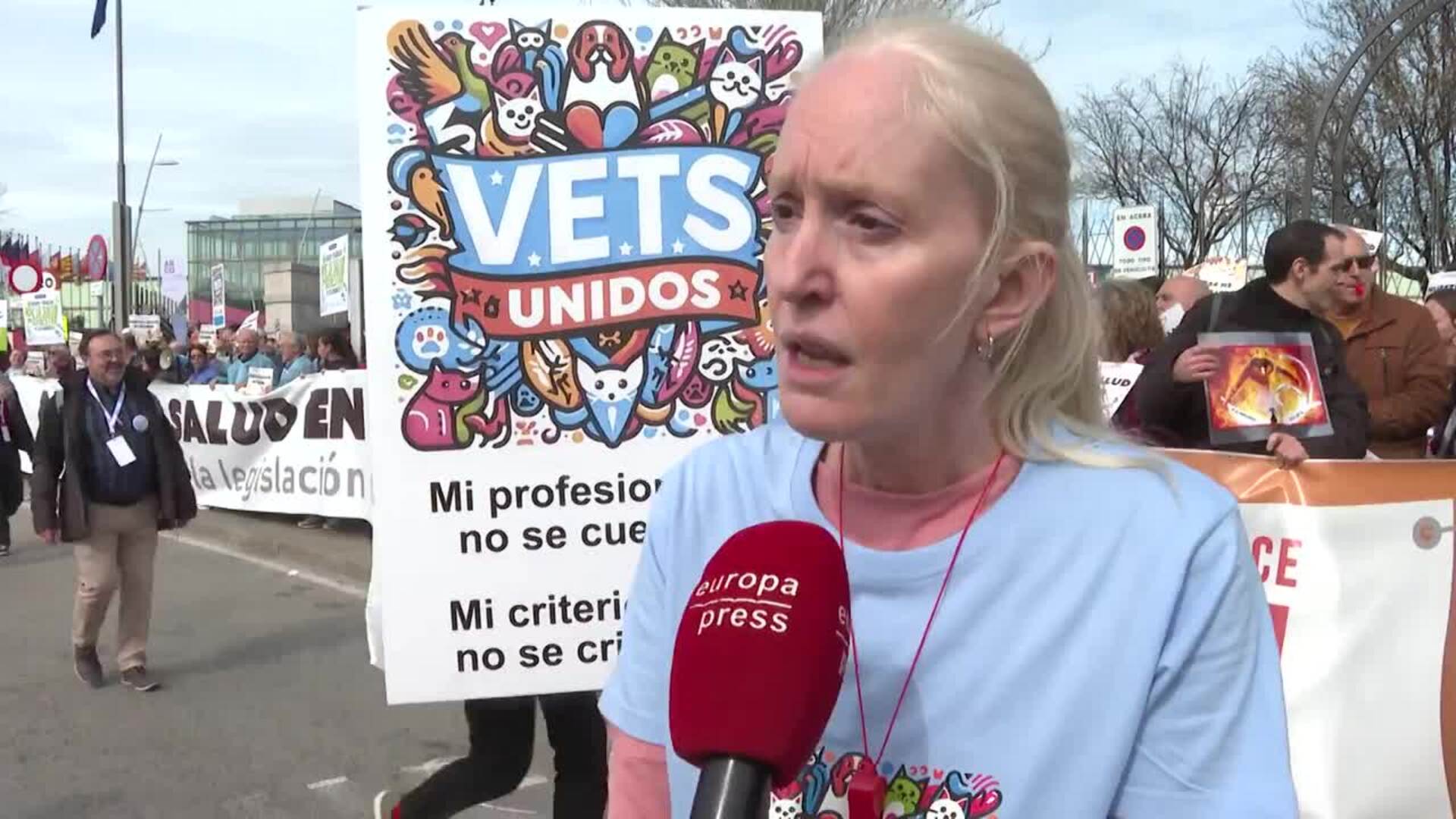Veterinarios reivindican que se respete su "criterio clínico" en una manifestación en Madrid