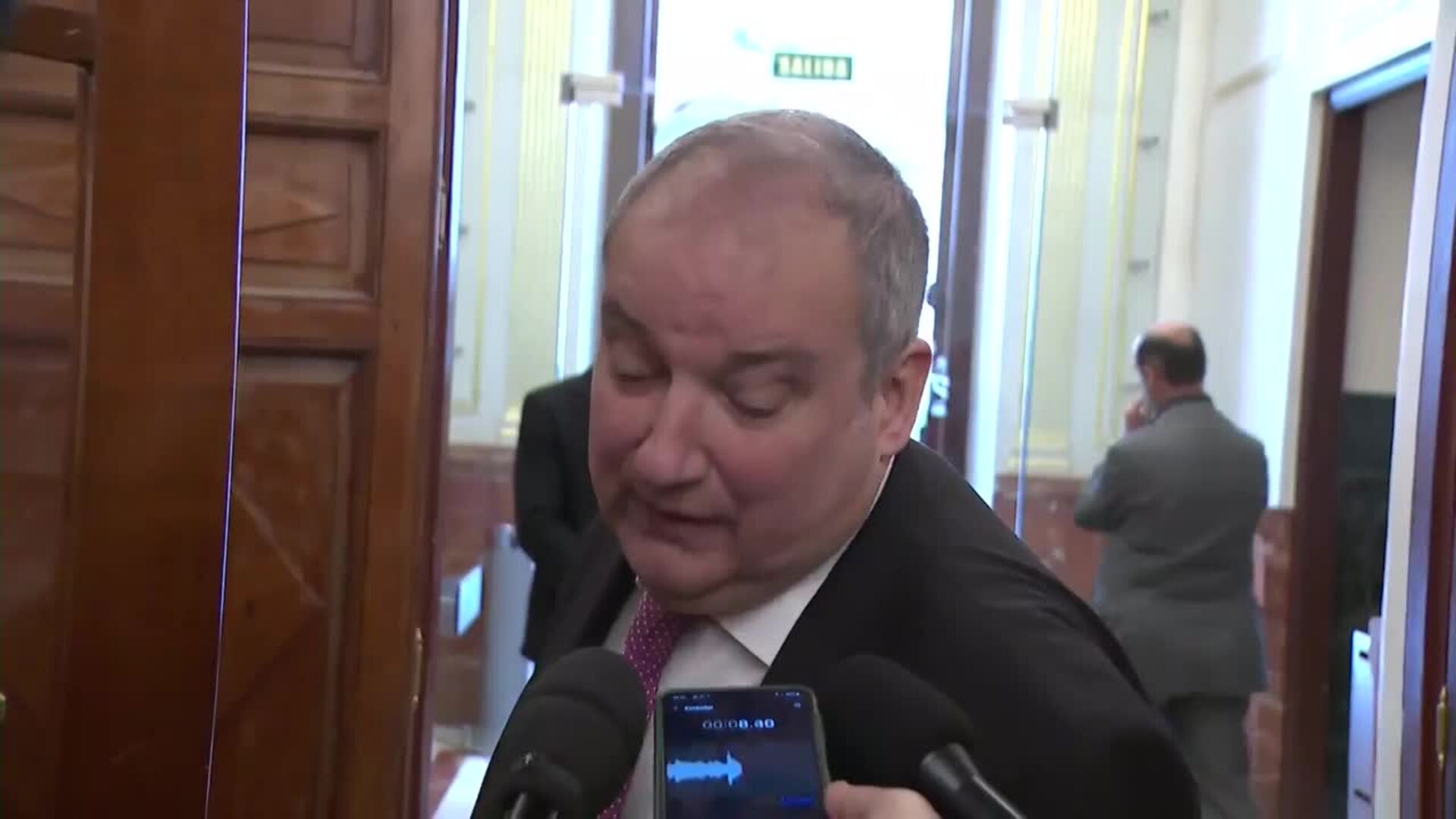 Hereu dice que "es muy positivo" repartir a los menores migrantes: "Son derechos humanos"