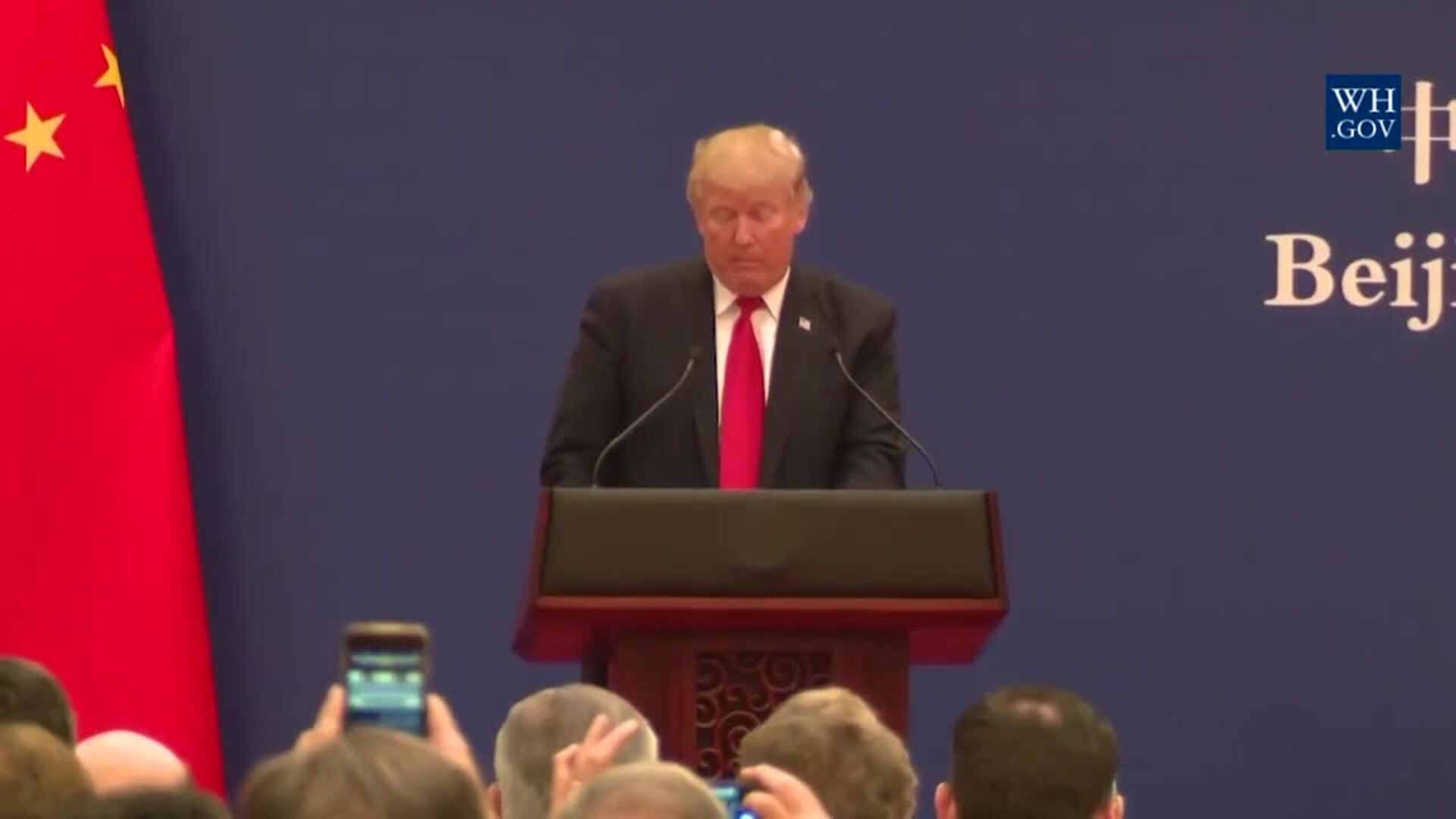 China responde a Trump y elevará al 125% los aranceles a productos de EEUU
