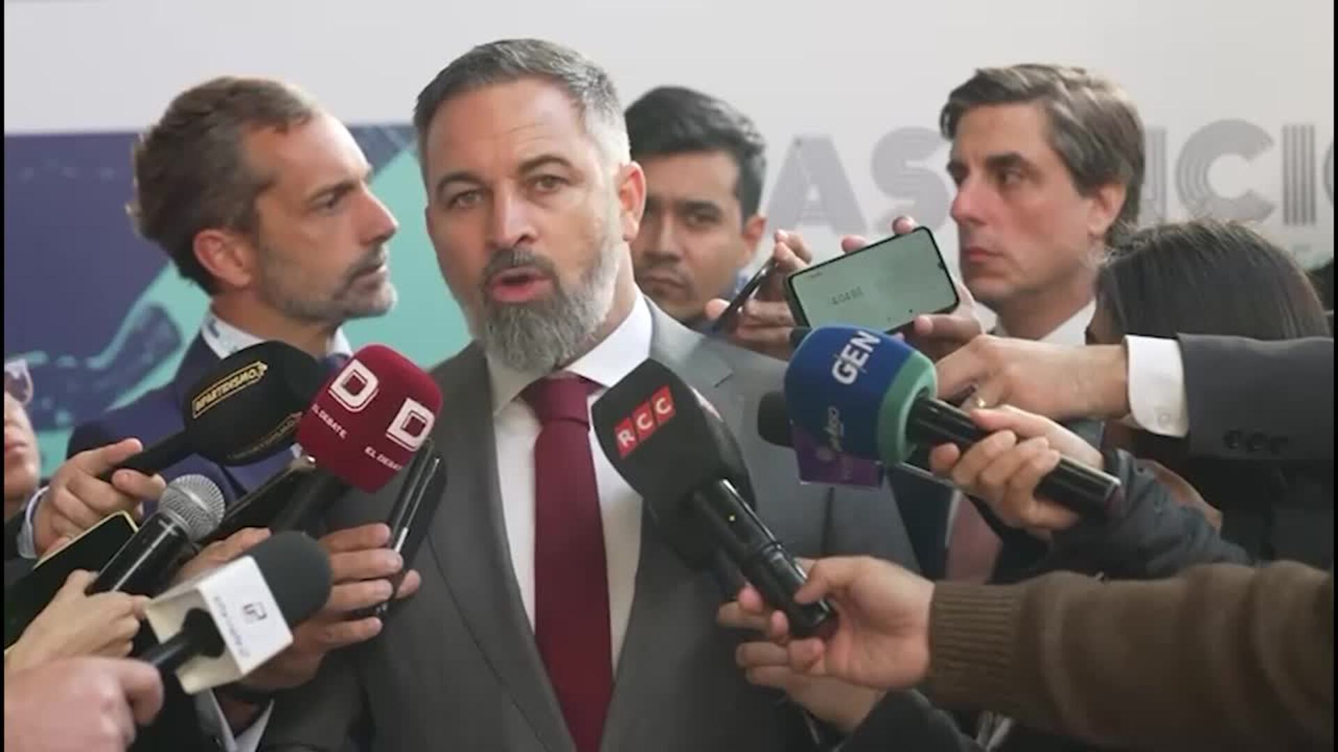 Abascal vuelve a exigir una moción de censura contra el Gobierno