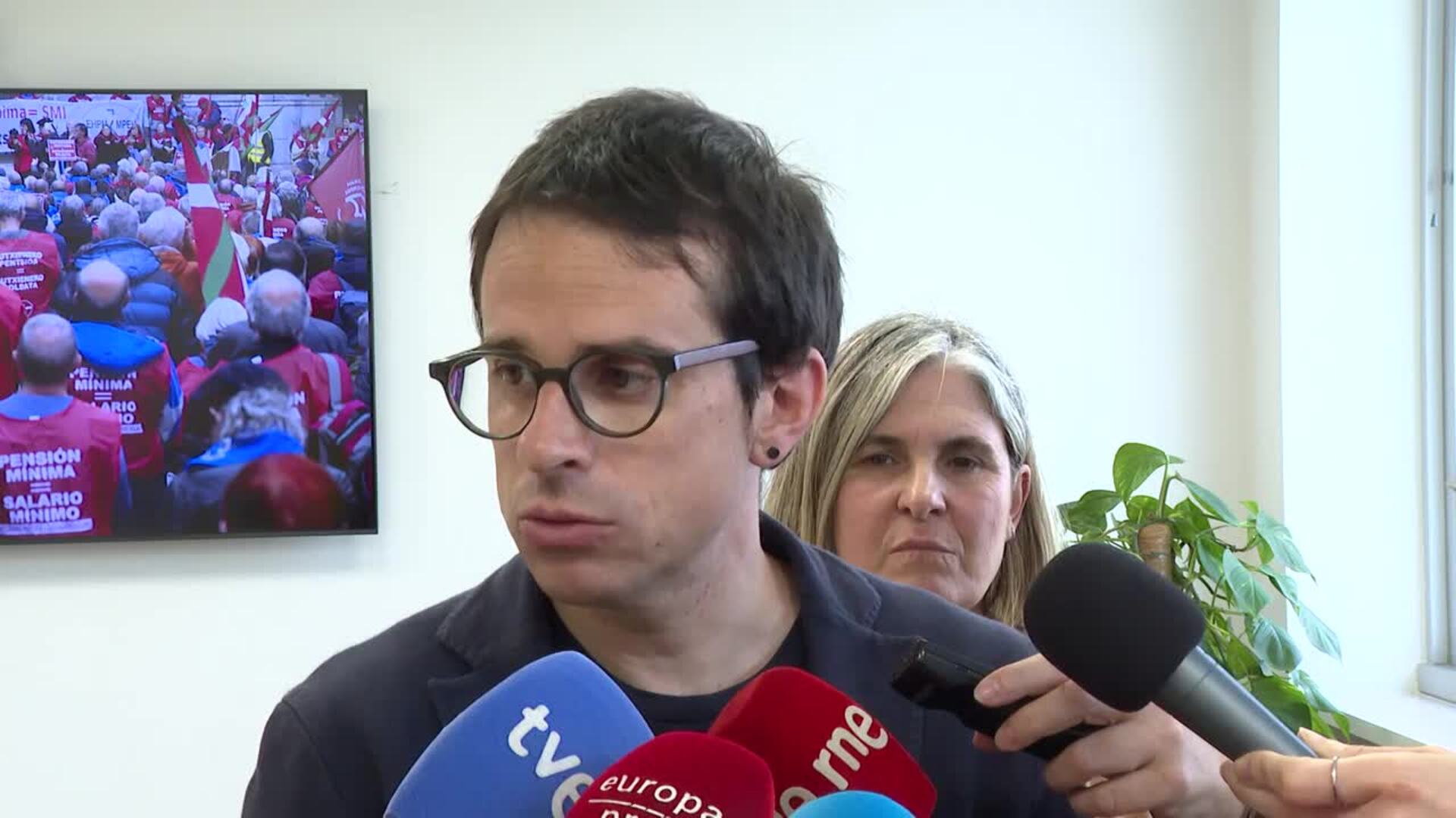 EH Bildu pide al PSOE que sea "absolutamente contundente" ante "indicios de corrupción"