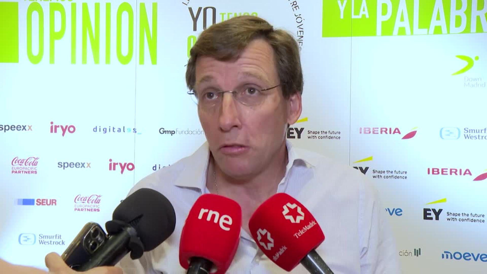 Almeida cree que Santos Cerdán quiere "evitar que haya más pruebas contra él"