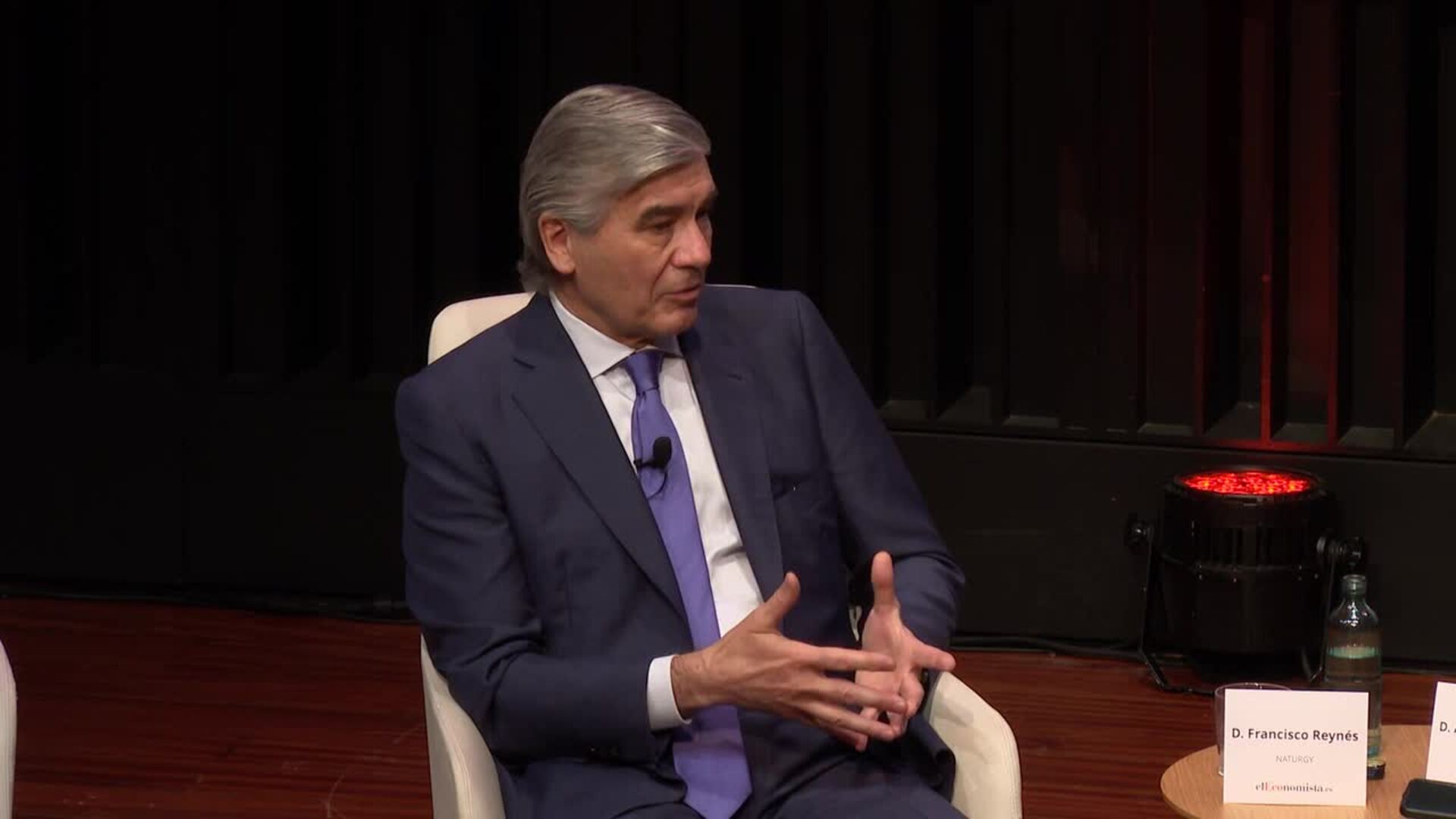 Reynés (Naturgy) pide "más ambición" invirtiendo en redes de transporte y distribución