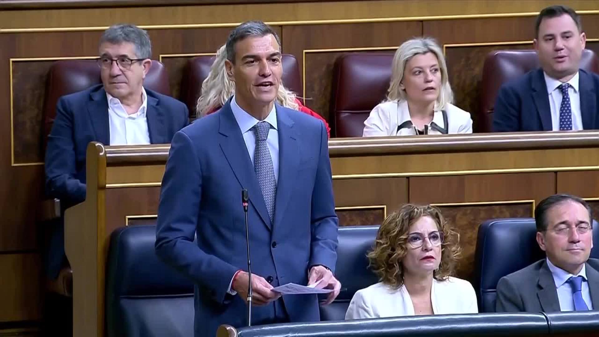 Sánchez ataca al PP con la "enciclopedia de corrupción" en sus CCAA