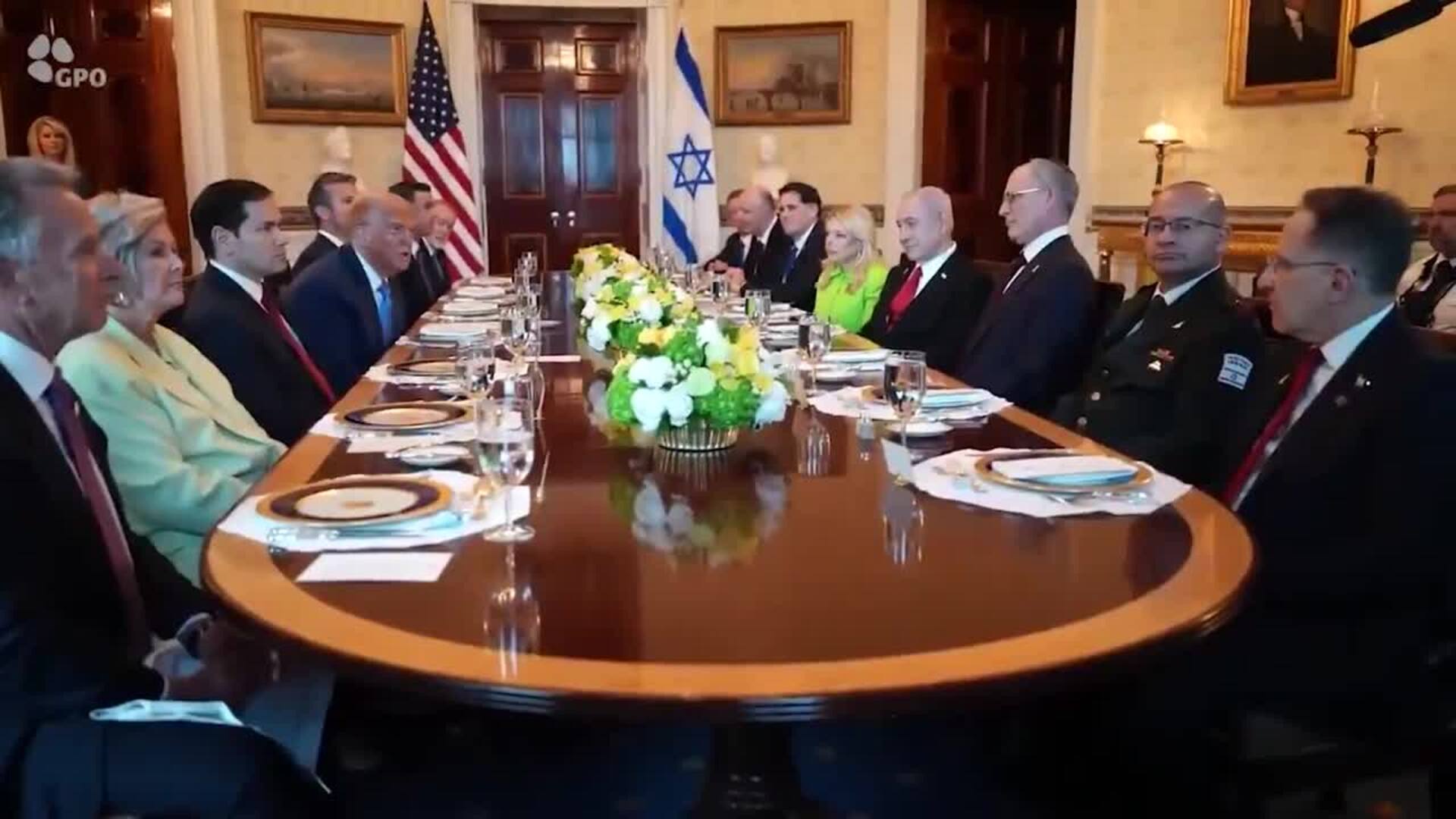 Netanyahu asegura estar "cerca de" dar con países abiertos a recibir a palestinos de Gaza