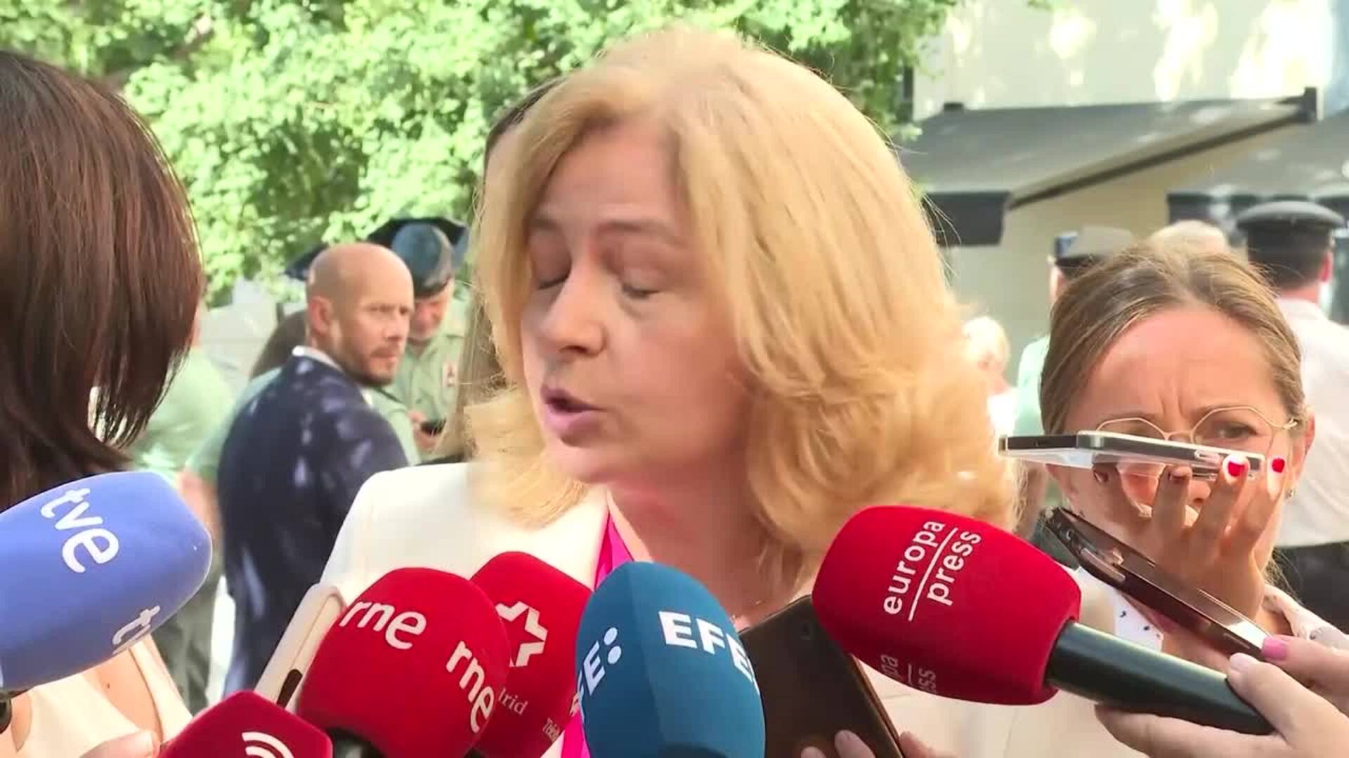 Sanz acusa al PSOE de ser "una mafia" por buscar presuntamente trapos sucios sobre Almeida