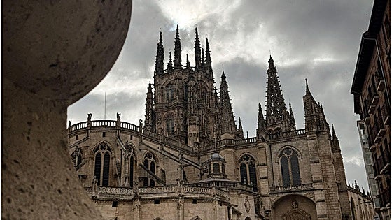 Disney pone sus ojos en Burgos para el live action de Enredados: por qué la catedral es clave