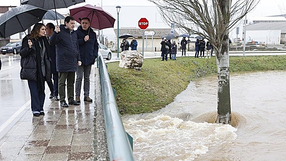 Mañueco pide a la CHD que actúe de forma «menos precipitada» en los desembalses