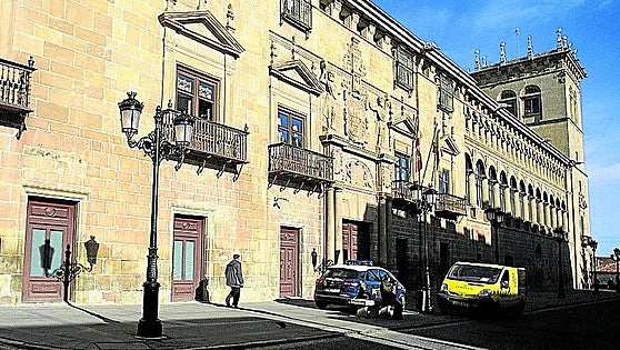 Condenado por amenazar de muerte a un empresario tras perseguirle 38 kilómetros con el coche