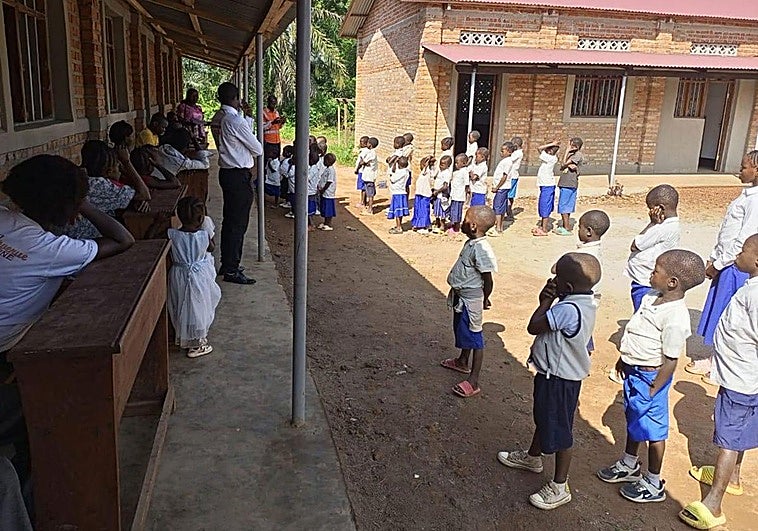 El grupo teatral de Cuéllar que da nombre a una biblioteca del Congo