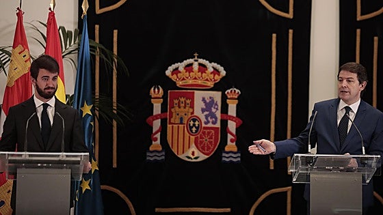 PP-Vox: sin fecha para empezar la negociación, pero con plazo límite para evitar sustos