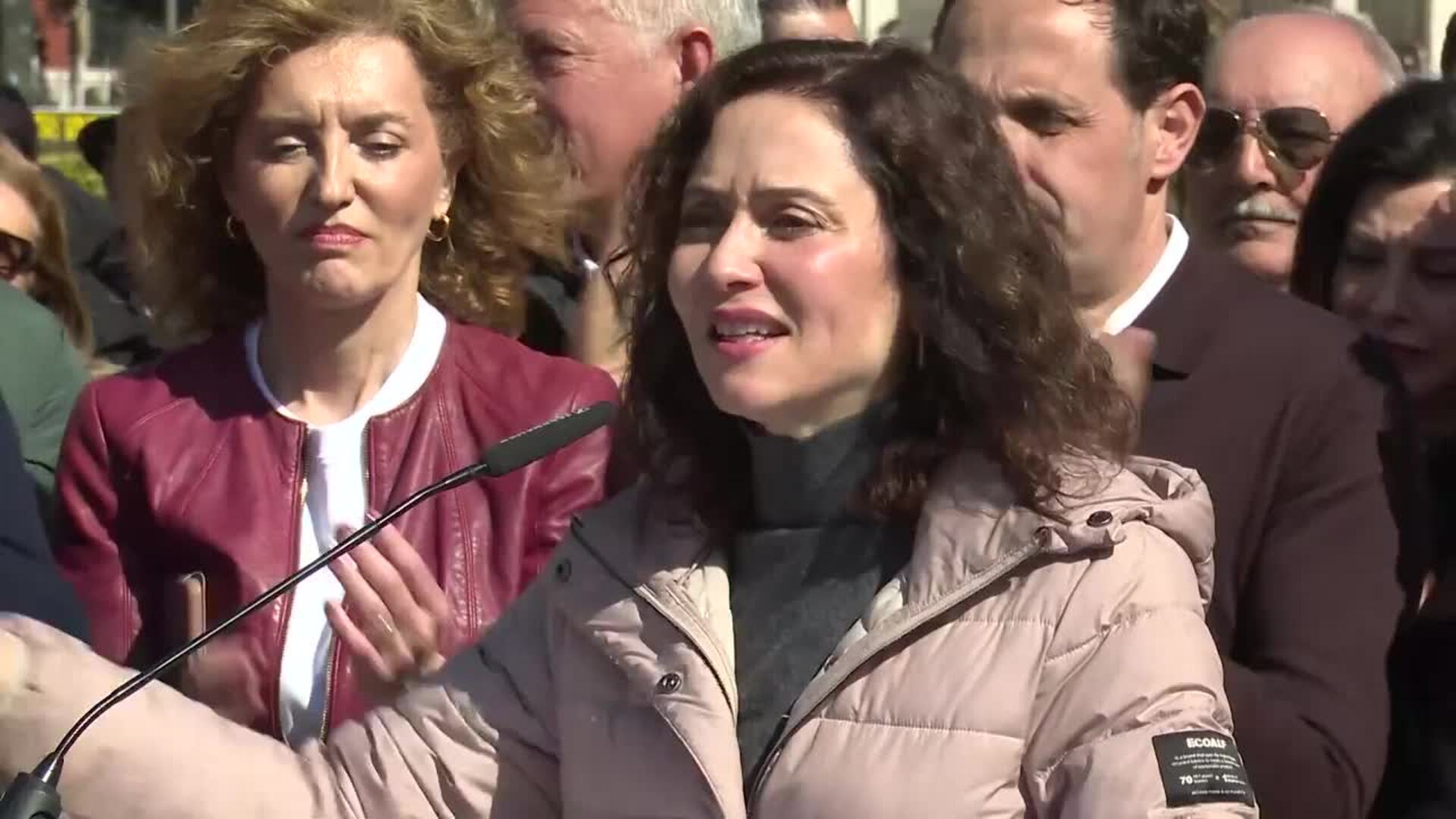 Ayuso pide votar al PP para mandar a Sánchez a las "páginas más oscuras de la historia"