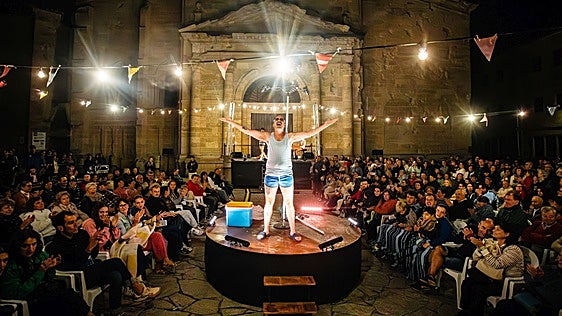 El público de Ciudad Rodrigo premia al Trío Caracol
