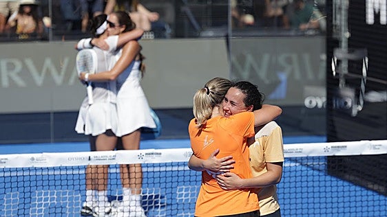 Ariana Sánchez-Andrea Ustero y Paula Josemaría-Bea González imponen su ley y estarán en la final