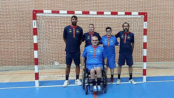 Los vallisoletanos Lucía Martín y Fran Cazurro, al Mundial de balonmano en silla de ruedas