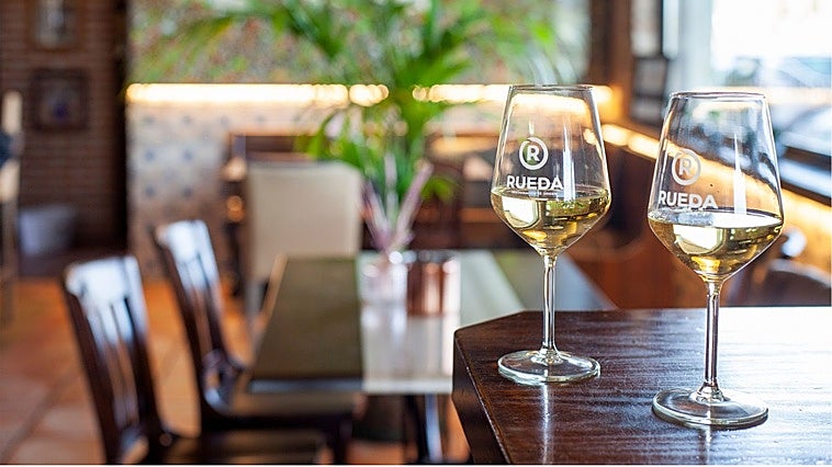 La DO Rueda recibe el Premio Especial del Año de la Guía Vinos Gourmets