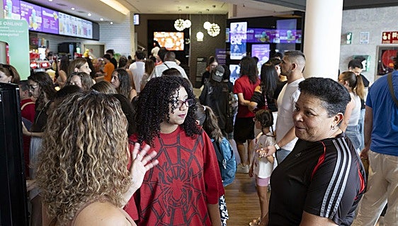 La nueva de Spider-Man abarrota las salas de cine de Valladolid : «Es mi vida, mi superhéroe favorito»